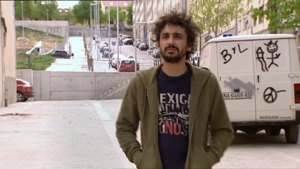 Aída abraza de nuevo a su familia