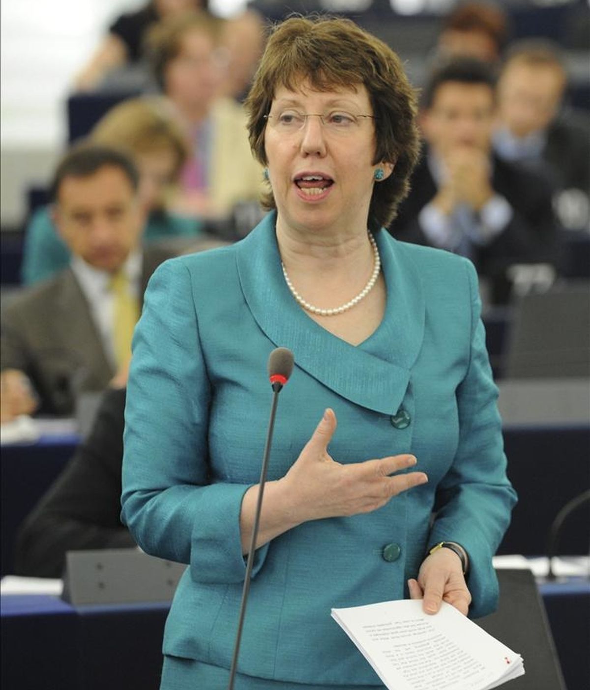 La alta representante europea para la política Exterior y de Seguridad de la UE, Catherine Ashton, participa en la sesión plenaria del Parlamento Europeo celebrada hoy, miércoles 11 de mayo de 2011 en Estrasburgo (Francia). EFE