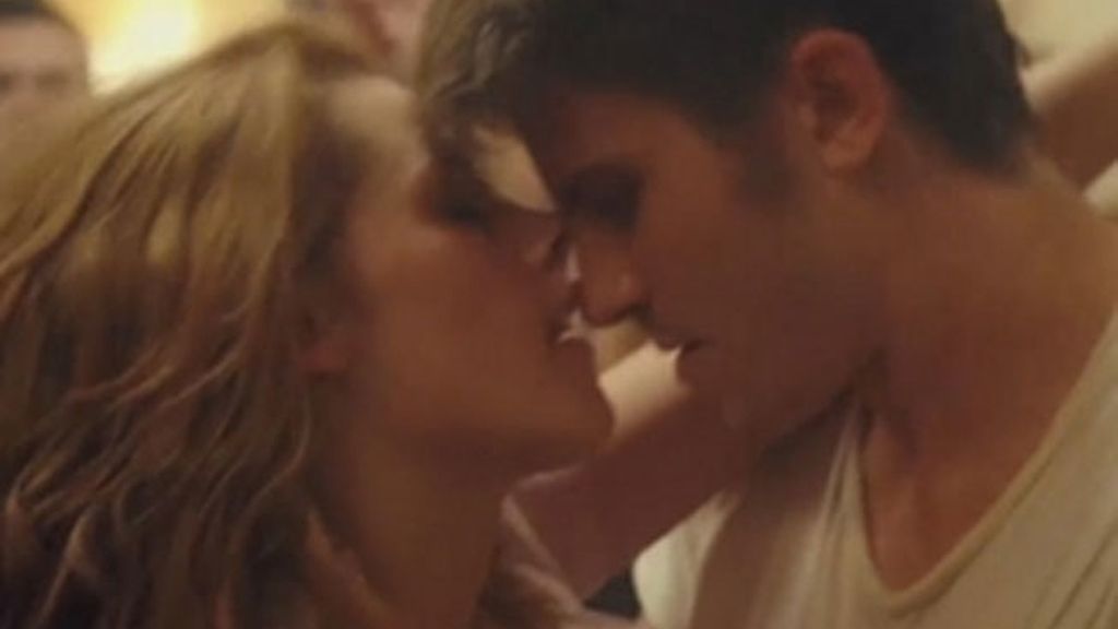 El 'topless' de Kristen Stewart en su nueva peli