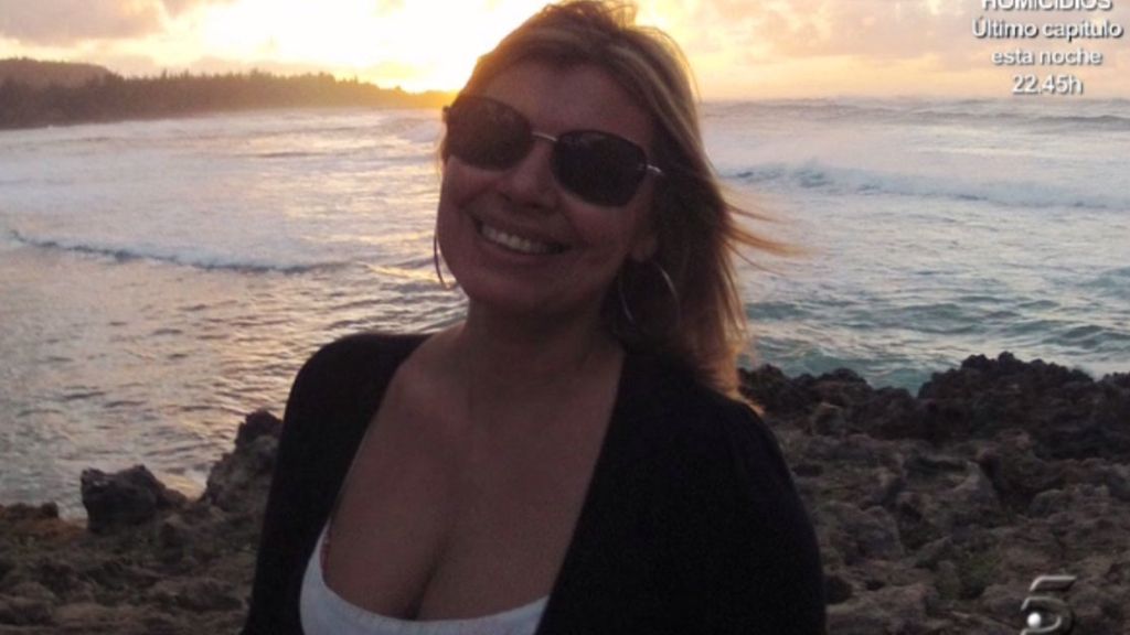 La colaboradora ha intentado hasta aprender a hacer surf