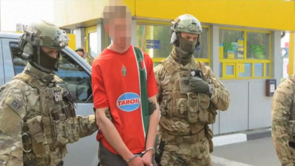 Detenido en Ucrania con un arsenal para cometer 15 atentados en la Eurocopa