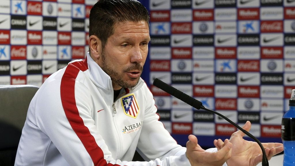 Simeone llama a los aficionados a estar "todos juntos" Simeone llama a los aficionados a estar "todos juntos"