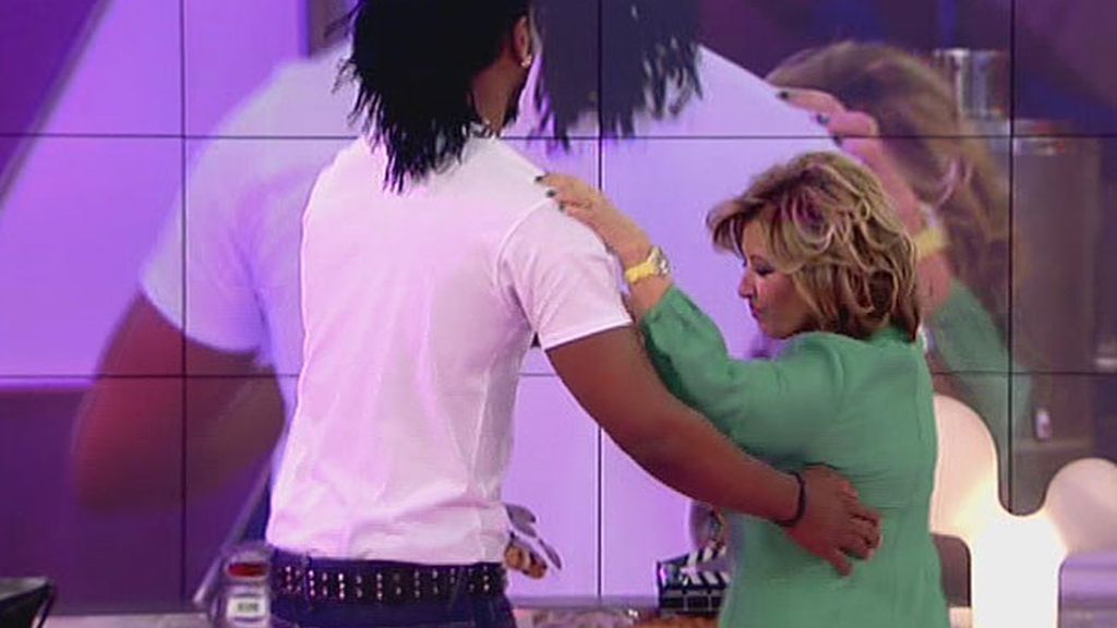 La defensora de la audiencia también baila