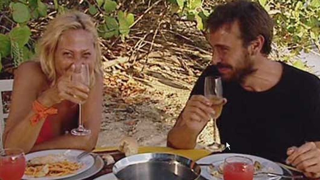 Rosa y Montalvo cenan a solas