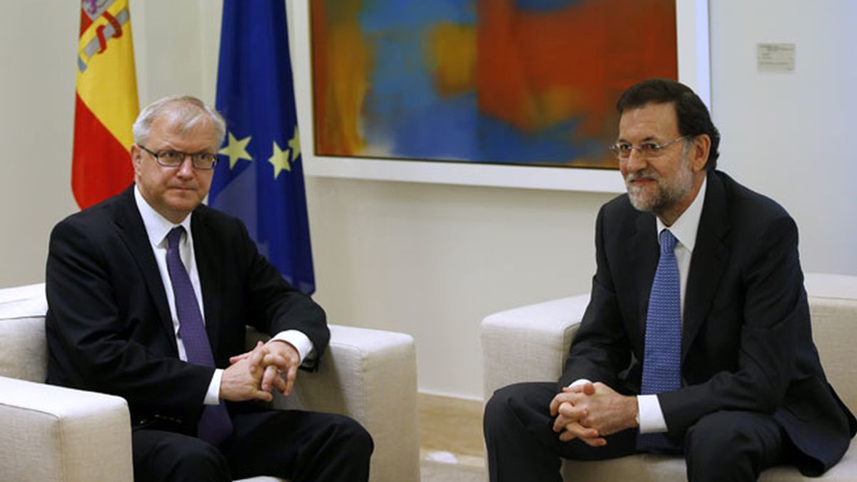 Cara a cara de Mariano Rajoy con el vicepresidente económico de la CE
