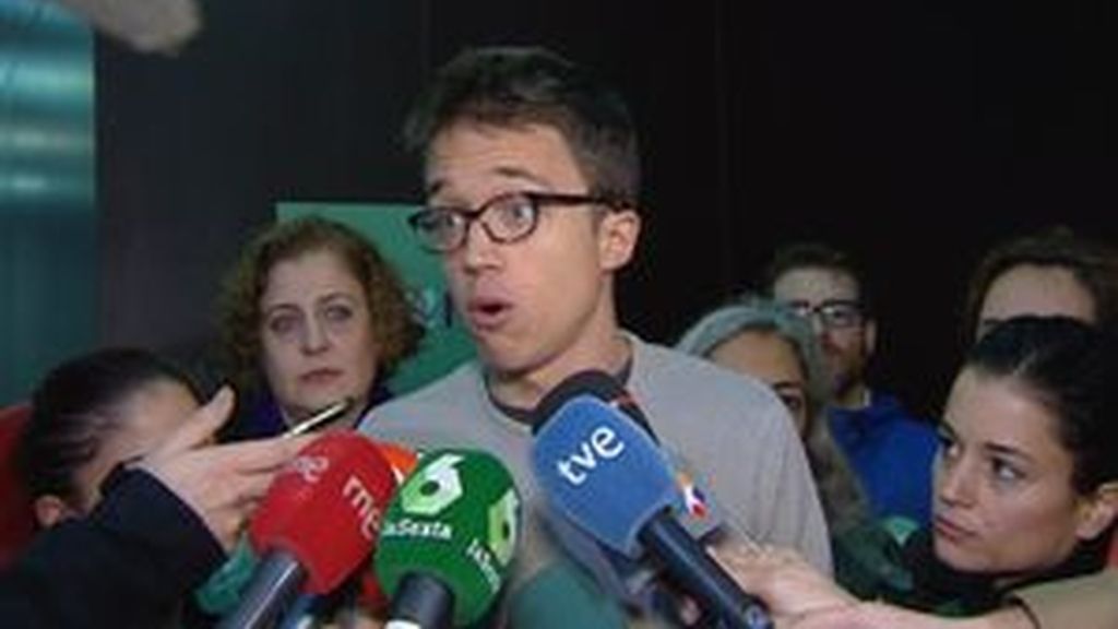 Errejón: "Ha hecho falta un golpe palaciego en Ferraz para que pueda gobernar Rajoy"