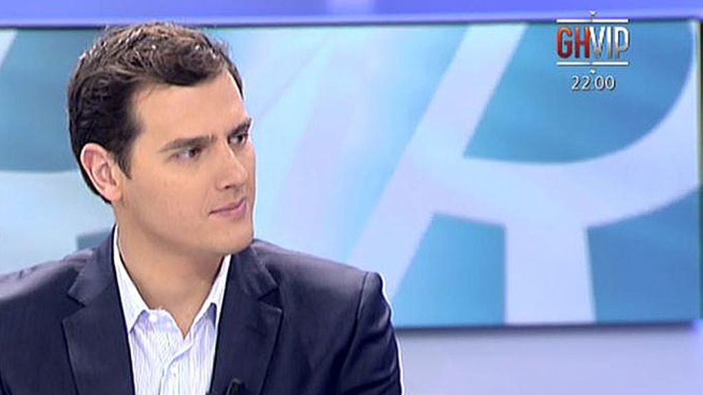 Rivera: "Apoyaré a PP o PSOE si consiguen la abstención de otro grupo grande"