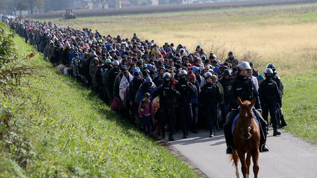 Bruselas propone crear una policía de fronteras para controlar a los refugiados