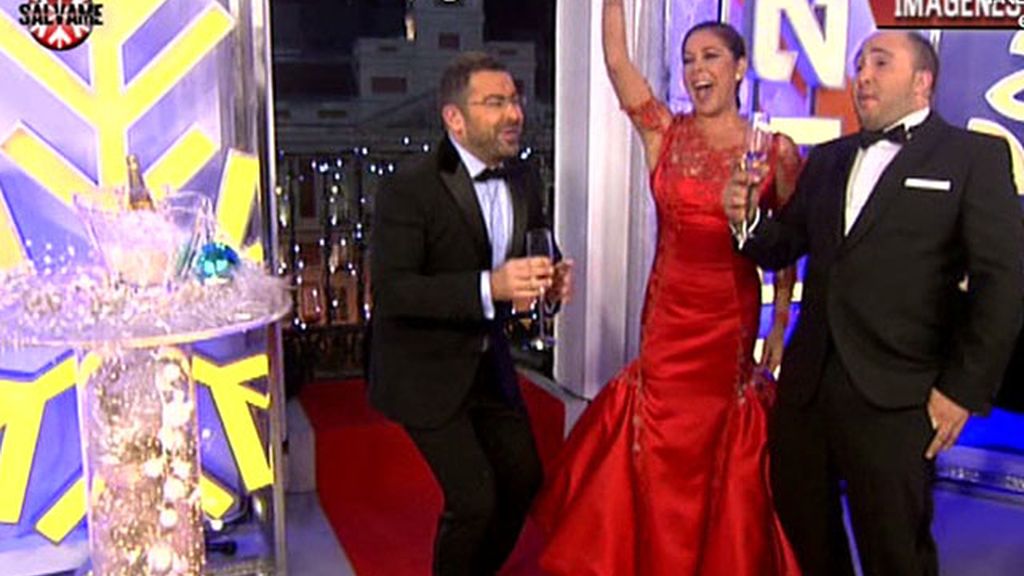 Mientras nosotros les escuchábamos...