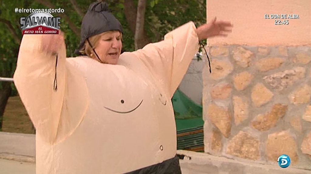 Carmen Bazán y Melu disfrutan del agua (y de las peleas)