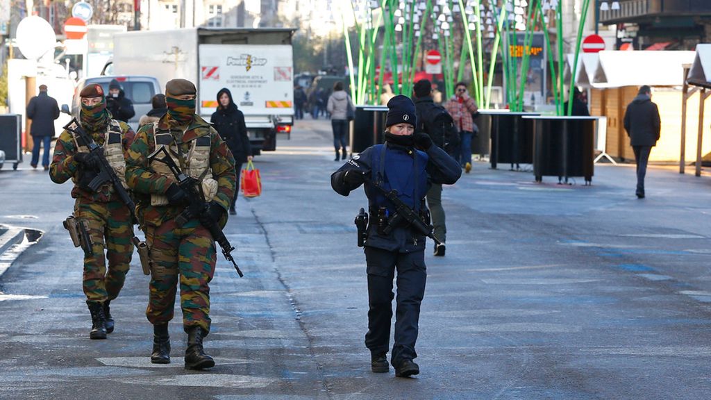 Bruselas amanece como una ciudad fantasma, tras la amenaza yihadista