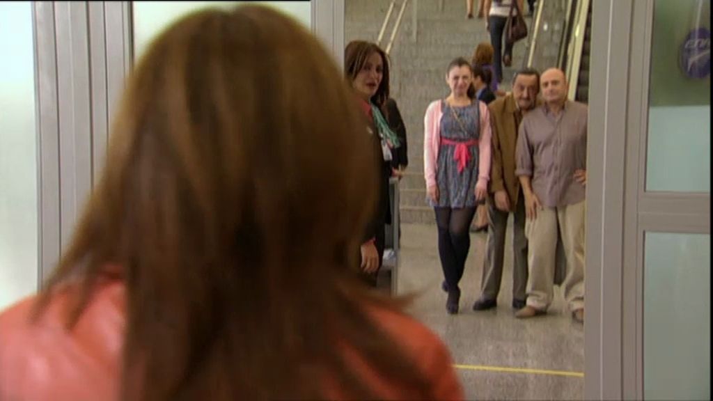 Lágrimas y emoción en la despedida hacia la libertad