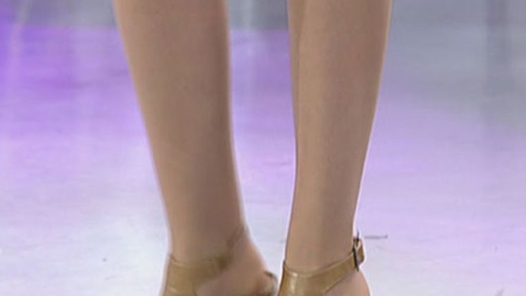 Adriana Abenia, de corto