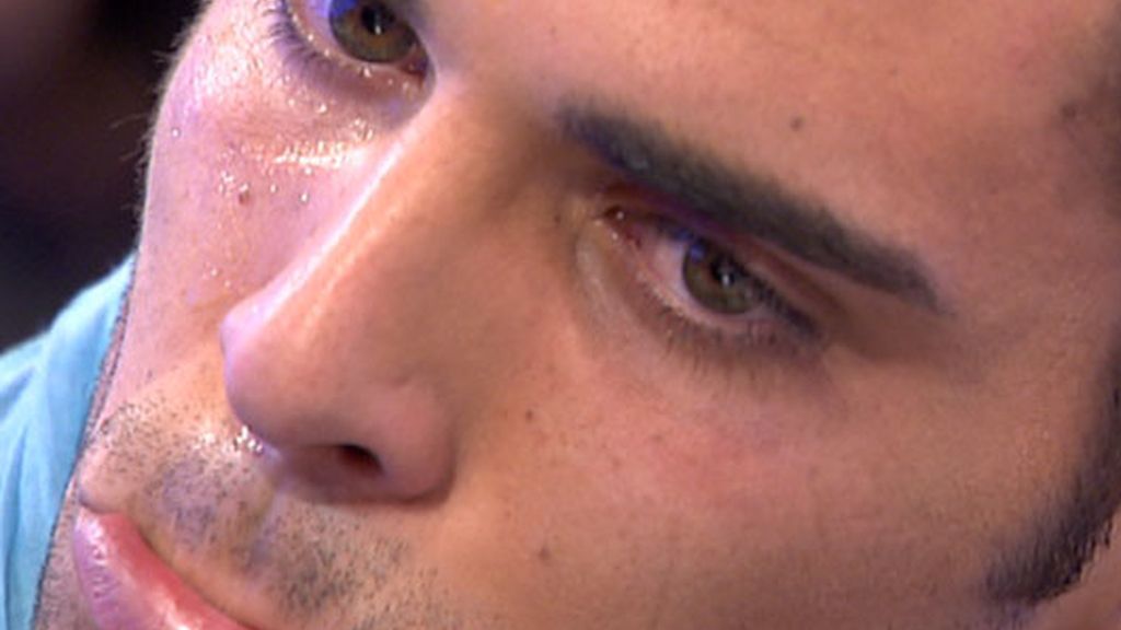 Abraham llora desconsoladamente