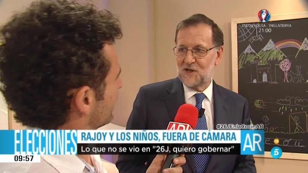 Rajoy y los ‘peques‘ fuera de cámaras en ‘26J‘