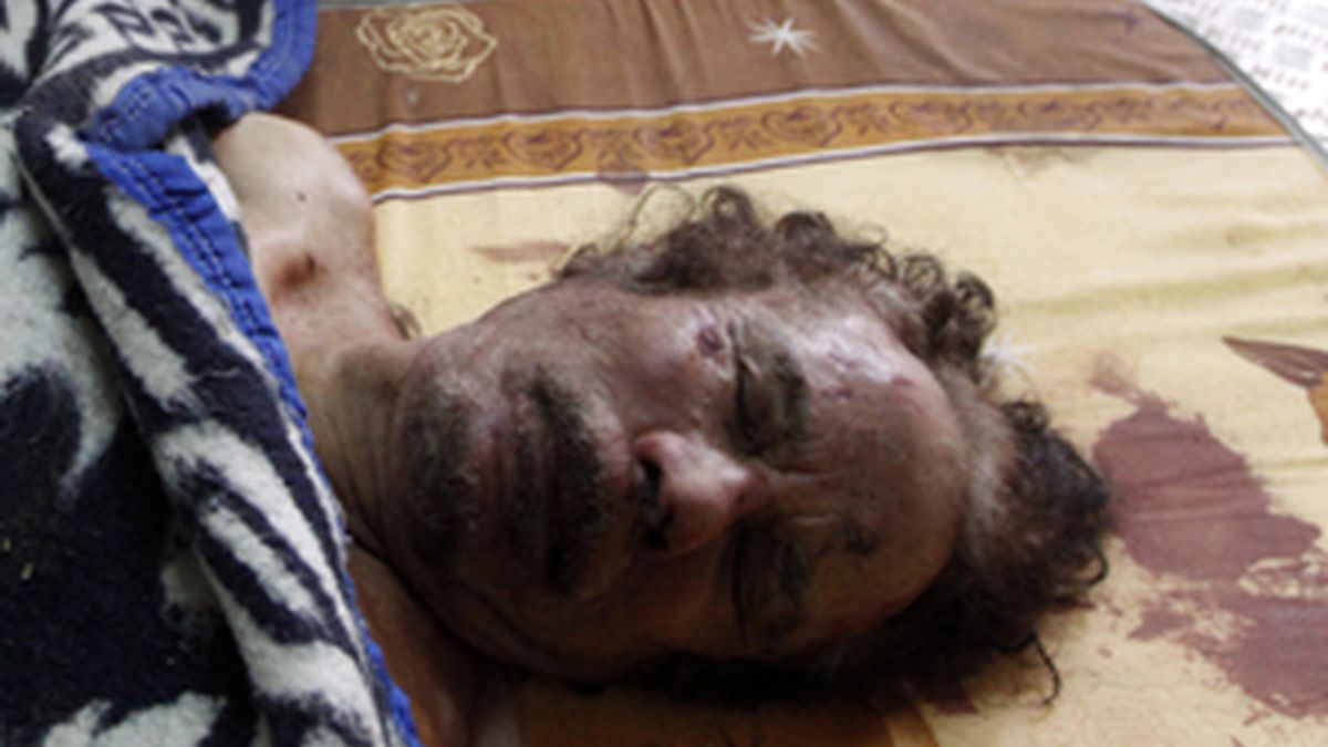 Las imágenes del cadáver de Gadafi ya se pueden ver en todos los medios. Foto: Reuters