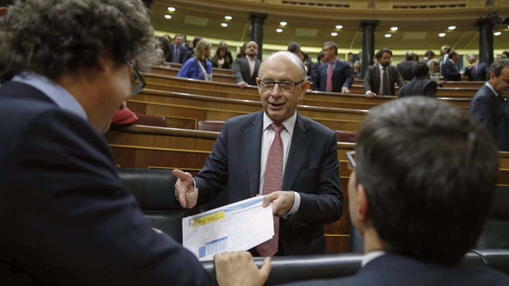 Montoro aprieta a Cataluña y le reclama un ajuste de 1.300 millones