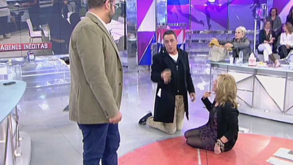Lydia Lozano imita a Dorso, la mascota de GH 12+1, y Kiko H. a Pepe