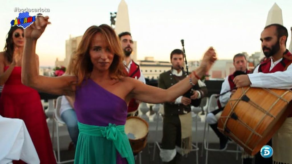 Colaboradores, directores, reporteros... El equipo, al completo en la boda de Carlota