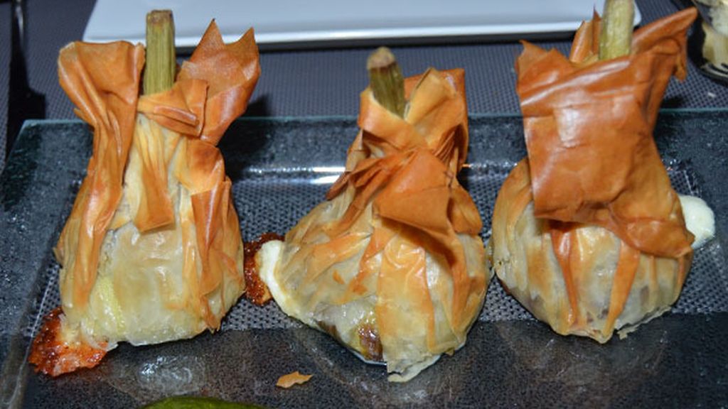 Alcachofa Crujiente Rellena de Queso Pecorino