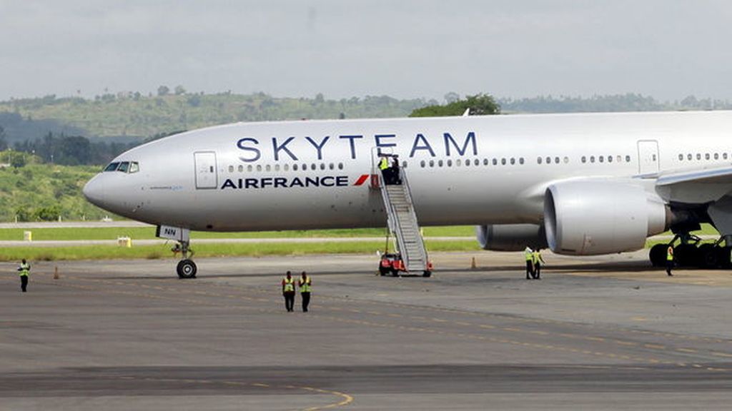 Kenia confirma la existencia de una bomba en el avión evacuado de Air France