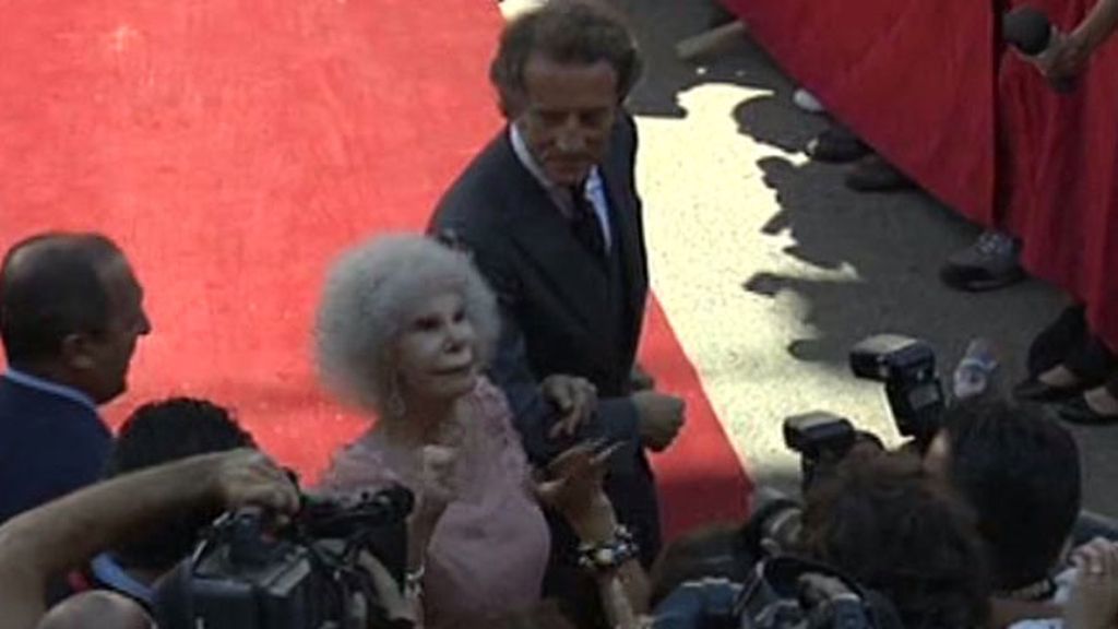 La Duquesa de Alba y Alfonso Díez, marido y mujer