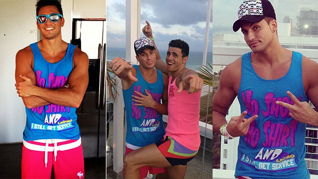 Dos solteros en América