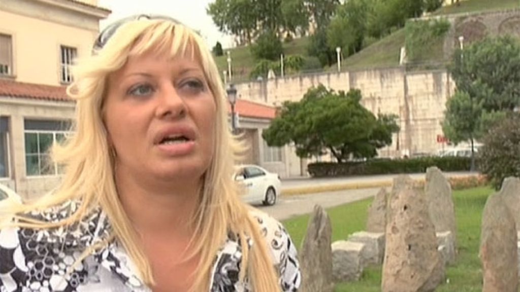 La convivencia de Jonathan con Rebeca y Elisabeth