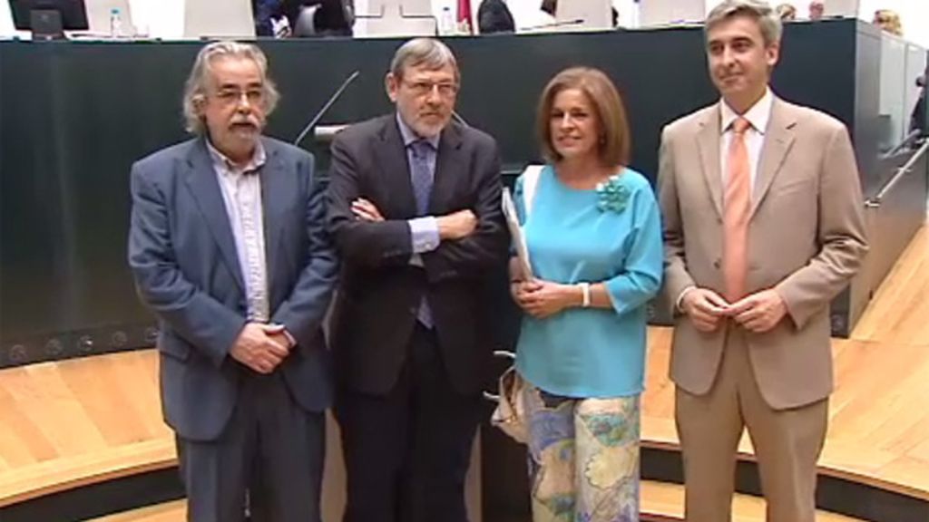 Día de despedidas en los plenos de los Ayuntamientos españoles