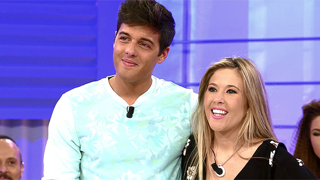 María devuelve la sonrisa a Lukas