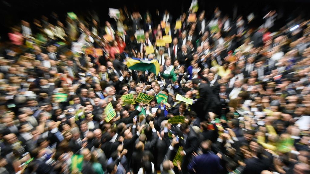 La Cámara de Diputados de Brasil vota a favor del juicio político a Rousseff