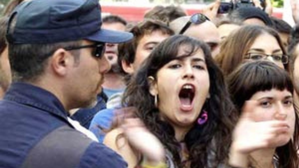 Concentración de indignados en Valencia. Foto. EFE / Archivo Concentración de indignados en Valencia. Foto. EFE / Archivo