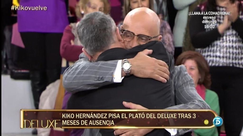 El colaborador se rencuentra con sus compañeros