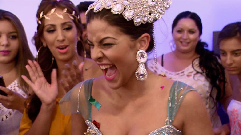 ¡'La Rebe' cumple su sueño y se corona como Miss Gitana 2015!