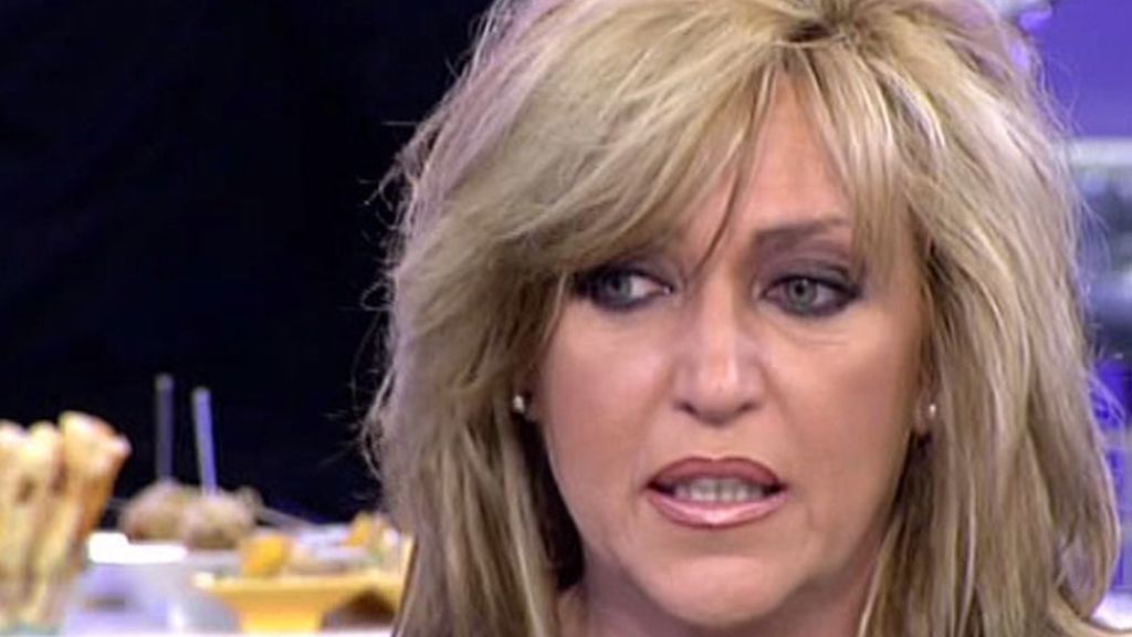 Lydia Lozano, al borde las lágrimas