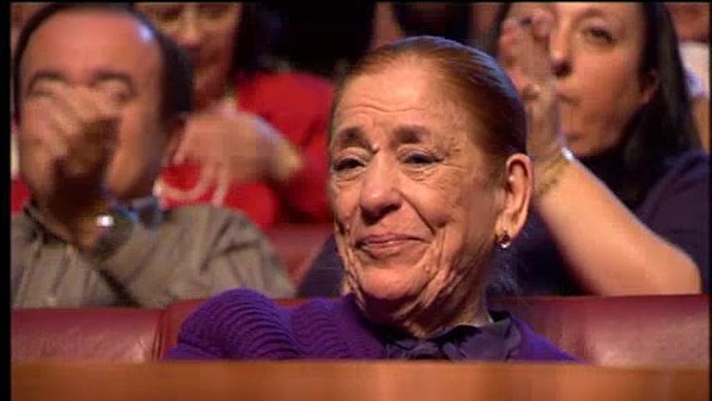 Una madre emocionada