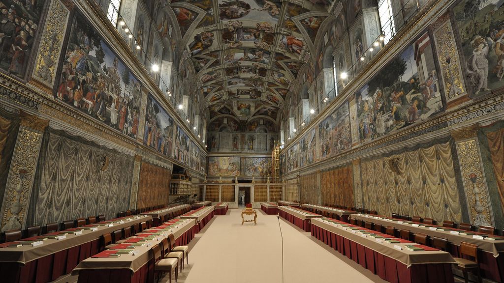 El Vaticano espera la 'fumata' blanca