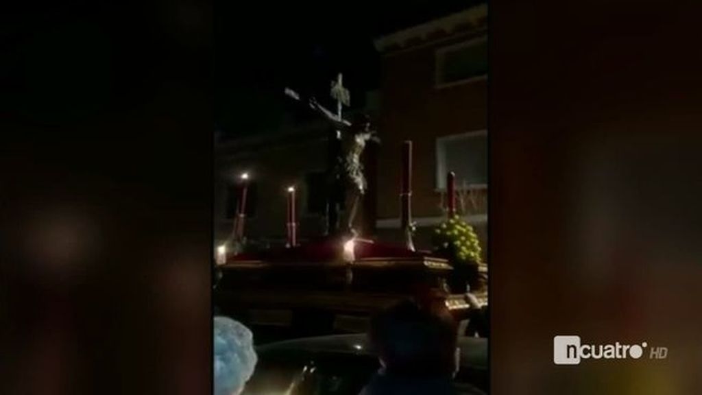 Susto en la procesión del Cristo de la Buena Muerte de Cornellá