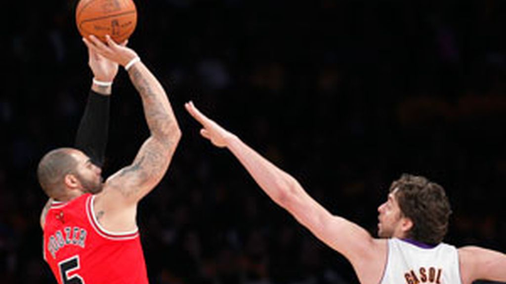 Pau Gasol se ha estrenado perdiendo. Foto: Reuters