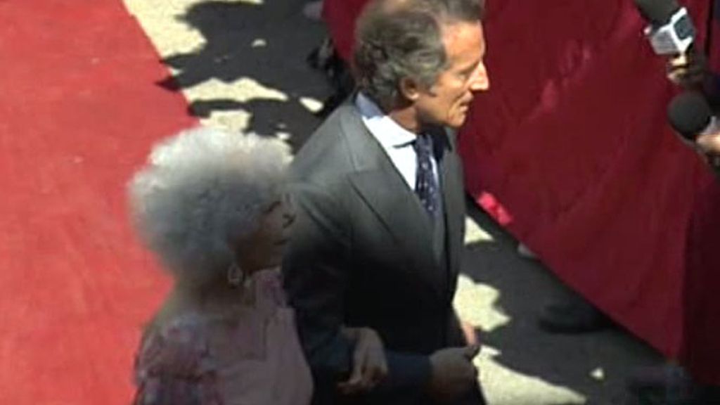La Duquesa de Alba y Alfonso Díez, marido y mujer