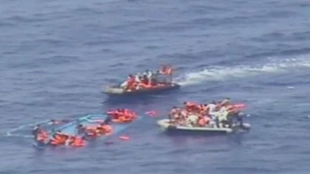 Aviones y patrullas españolas ayudan en los rescates en el Mediterráneo
