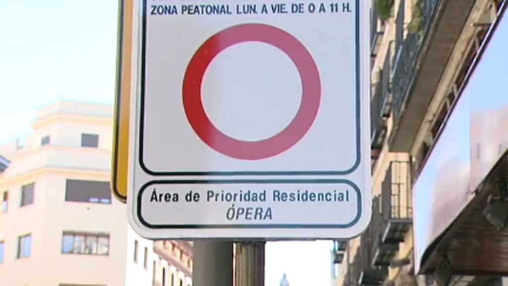 Entra en vigor la nueva área restringida al tráfico en el céntrico barrio de Ópera
