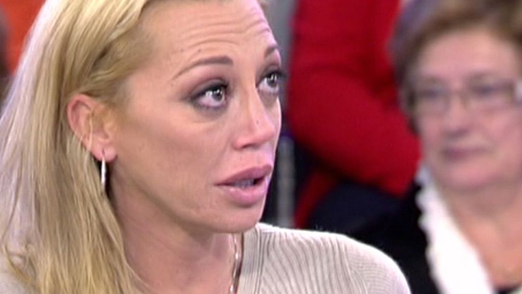 No explicaba el motivo, pero la co - presentadora no podía evitar las lágrimas