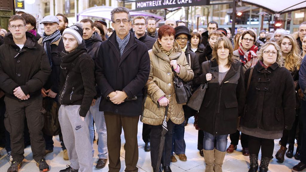 Conmoción en Francia tras el ataque terrorista al semanario Charlie Hebdo