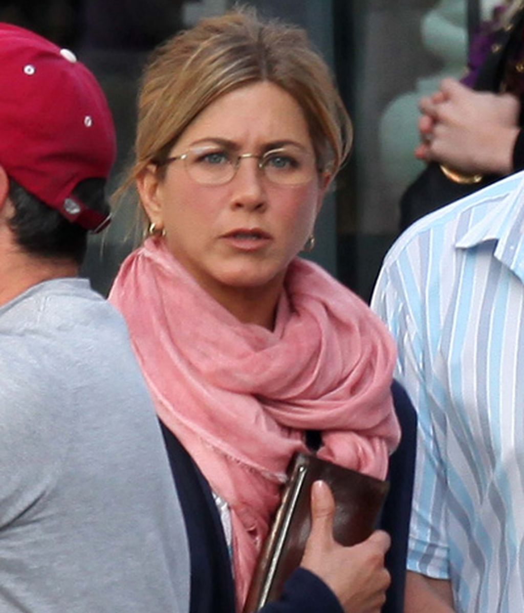 Con 41, sin maquillaje y algo más envejecida