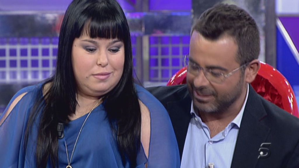 La pequeña reportera se emociona al recordar 'La Caja Deluxe'