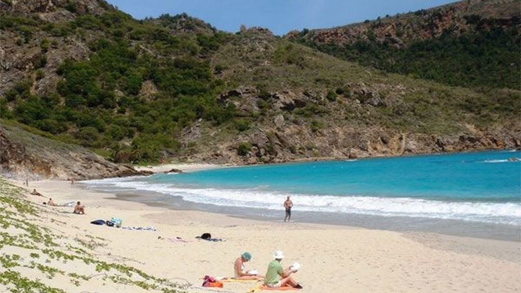 10. Grande Saline Beach (San Bartolomé)
