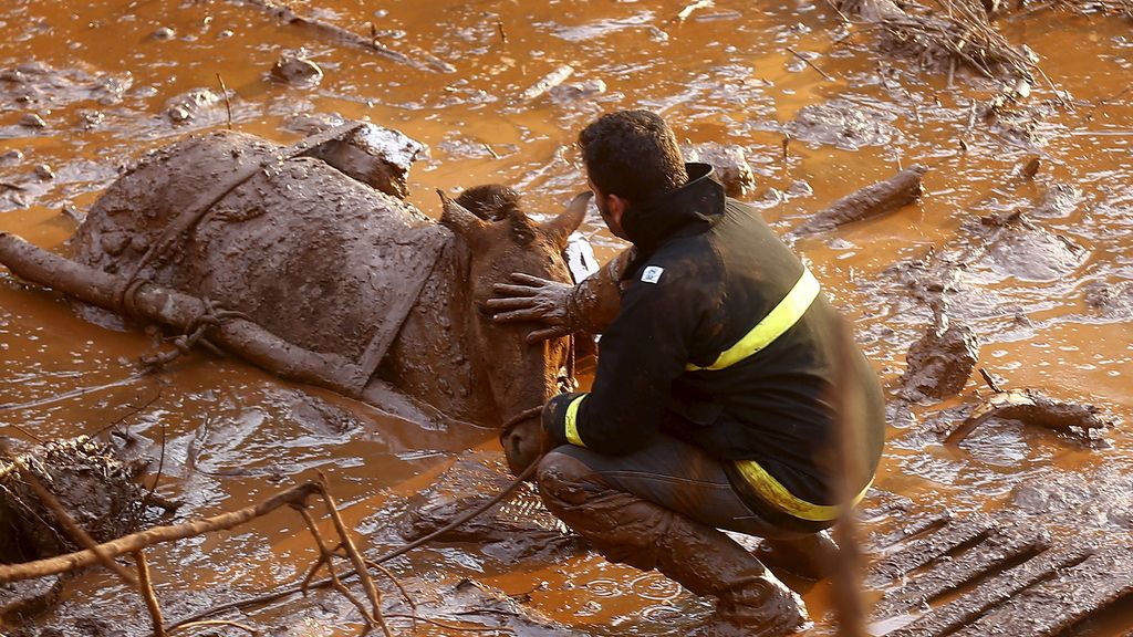 Bento Rodrigues, una ciudad sepultada por lodo y barro