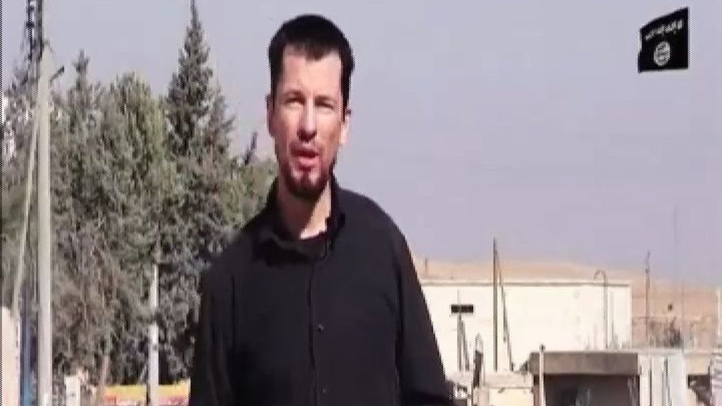 El ISIS cuelga un vídeo del rehén británico haciendo de portavoz de sus acciones