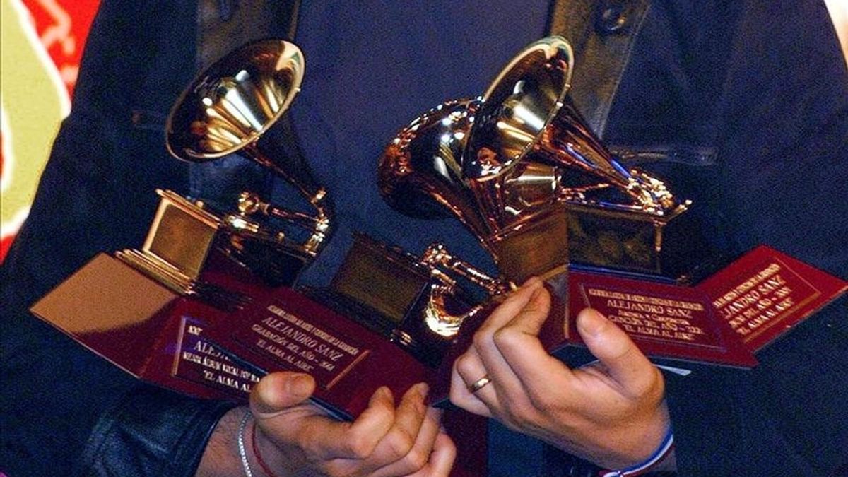 La 53 edición de los Grammy tendrá lugar en el Staples Center de Los Ángeles (California) el 13 de febrero y se retransmitirá en EE.UU. a través del canal CBS. EFE/Archivo